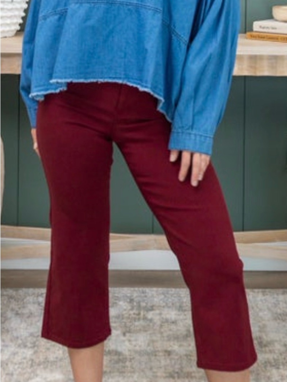 The best kick flares with so much stretch!